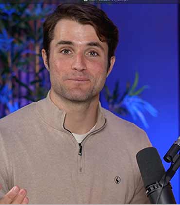 Ben Carden, RevenueFlow | Marketing Tech Outlook | AI-powered Multi-Location Marketing Solution of the Year