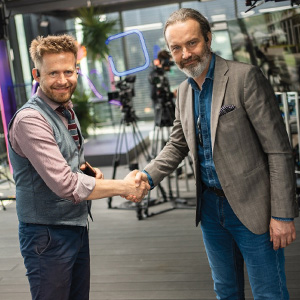 Live Age: Crafting Profound Connections Through Immersive Experiences