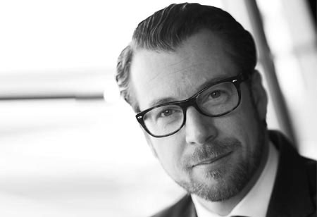 Digital Strategy: Contemplating holistically the Uture of Medium-Sized businesses