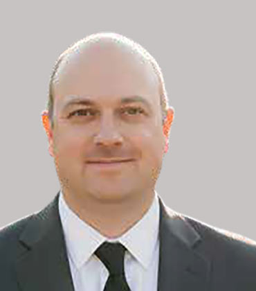 Marshall John Snedaker, Pivo Web | Medical Tech Outlook